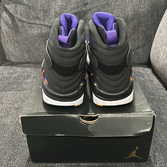 New air Jordan 8 - Picture 4 of 7